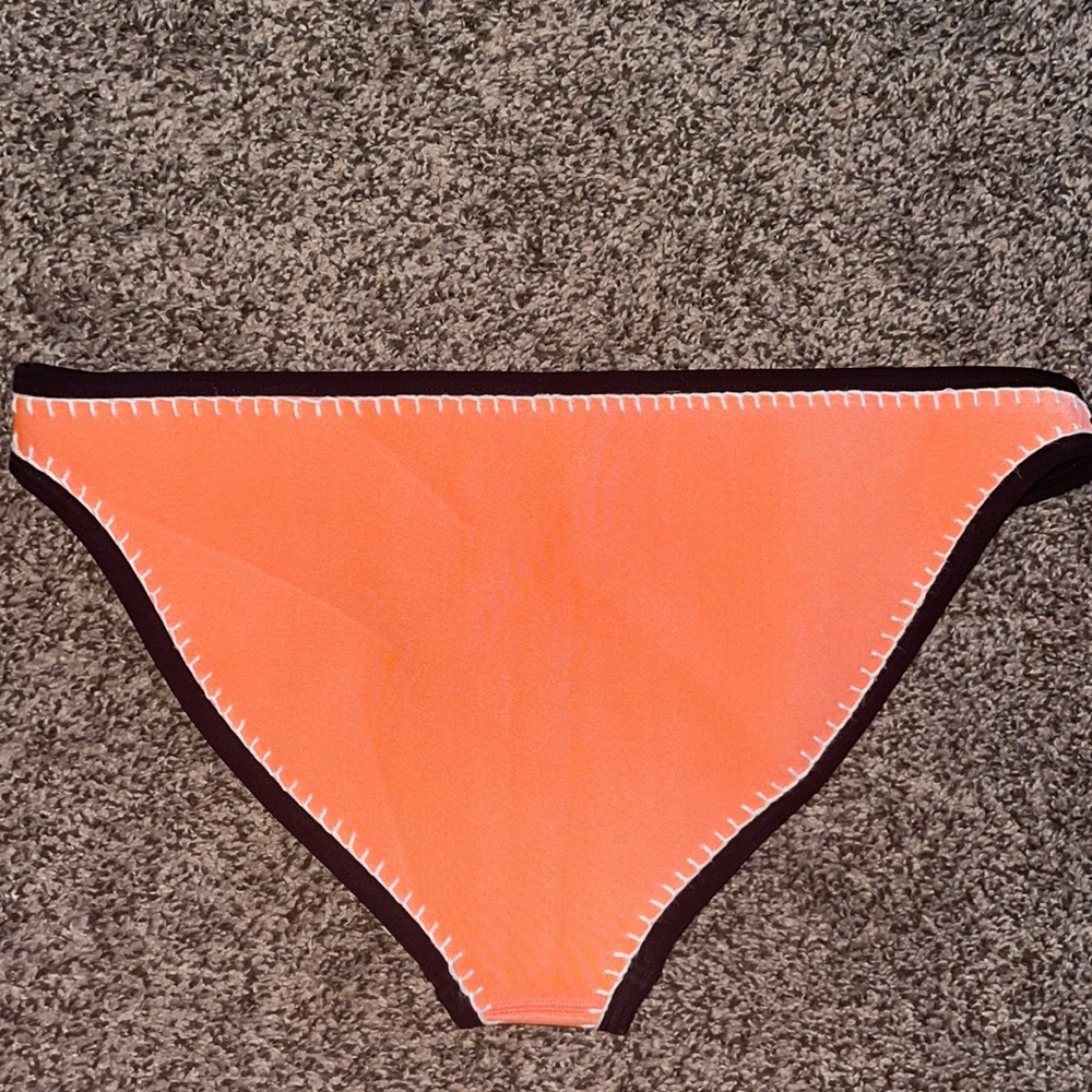 Triangl full coverage - Picture 2 of 3